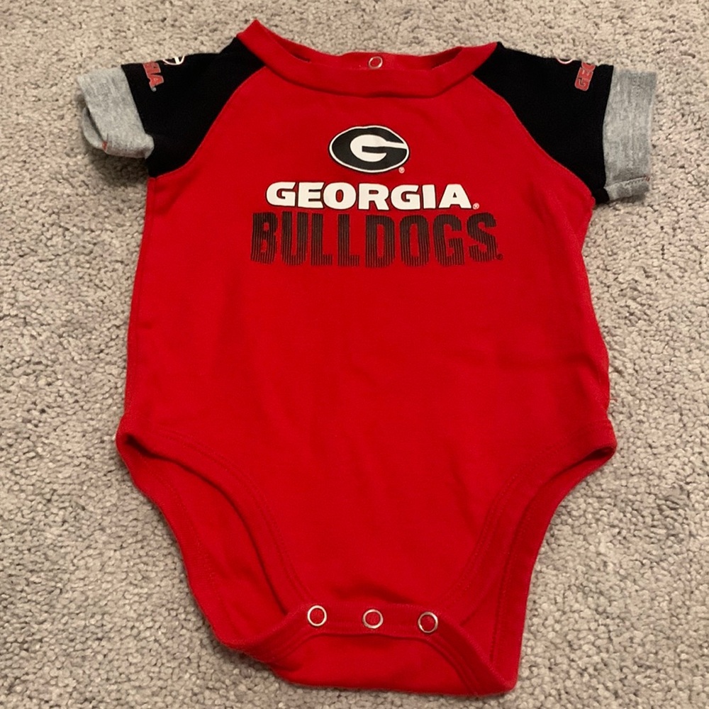 Like new! University of Georgia onesie.